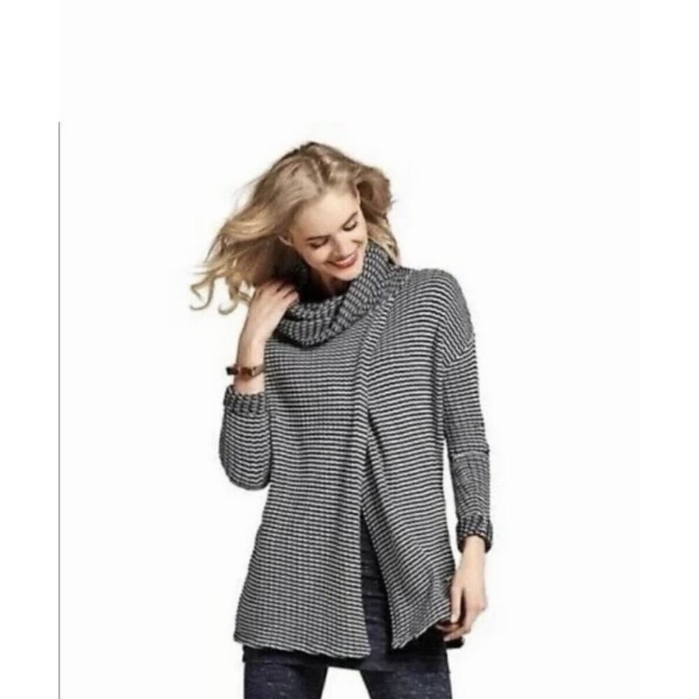CAbi Style 3167 Fergie Split Stripe Turtleneck Sweater Woman Size Medium